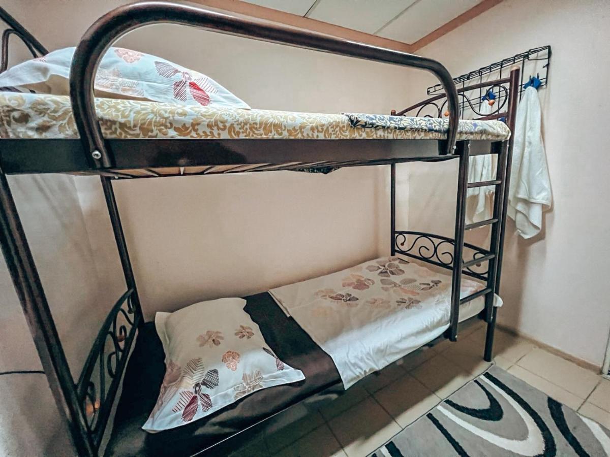 Guest House On Saksahanskoho Street キエフ エクステリア 写真