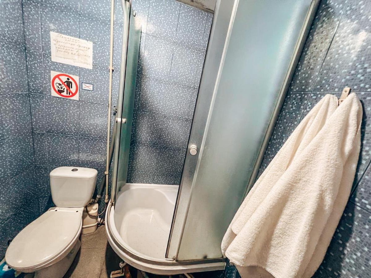Guest House On Saksahanskoho Street キエフ エクステリア 写真