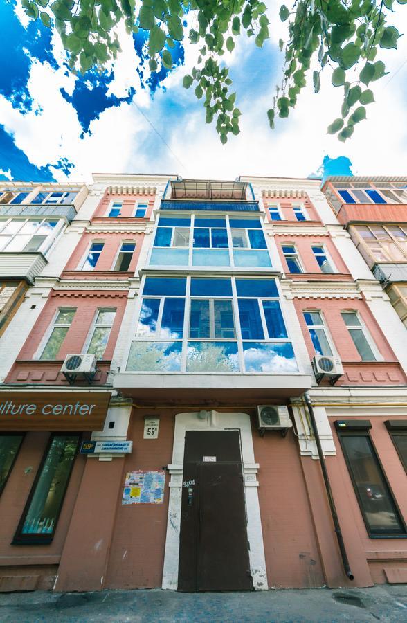 Guest House On Saksahanskoho Street キエフ エクステリア 写真